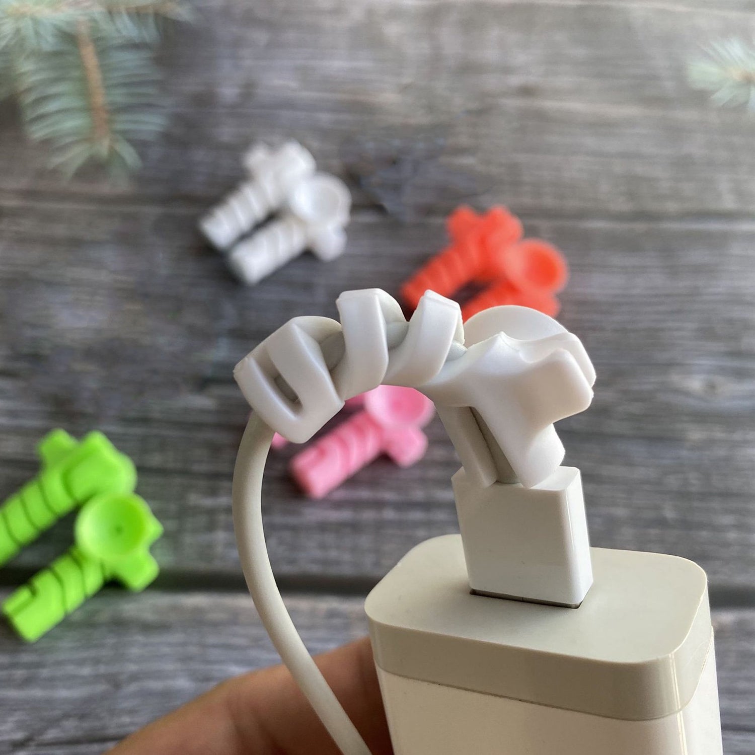 FlexiGuard™ Cable Protector – Prevents Charger Breakage & Extends Life(Suction Winder  4 Pcs Set)