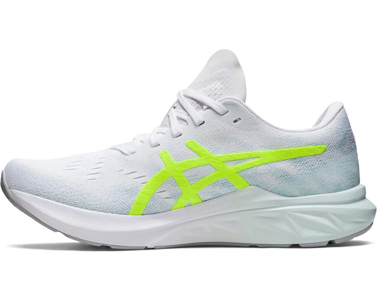 men casual running branded shoes angle 3