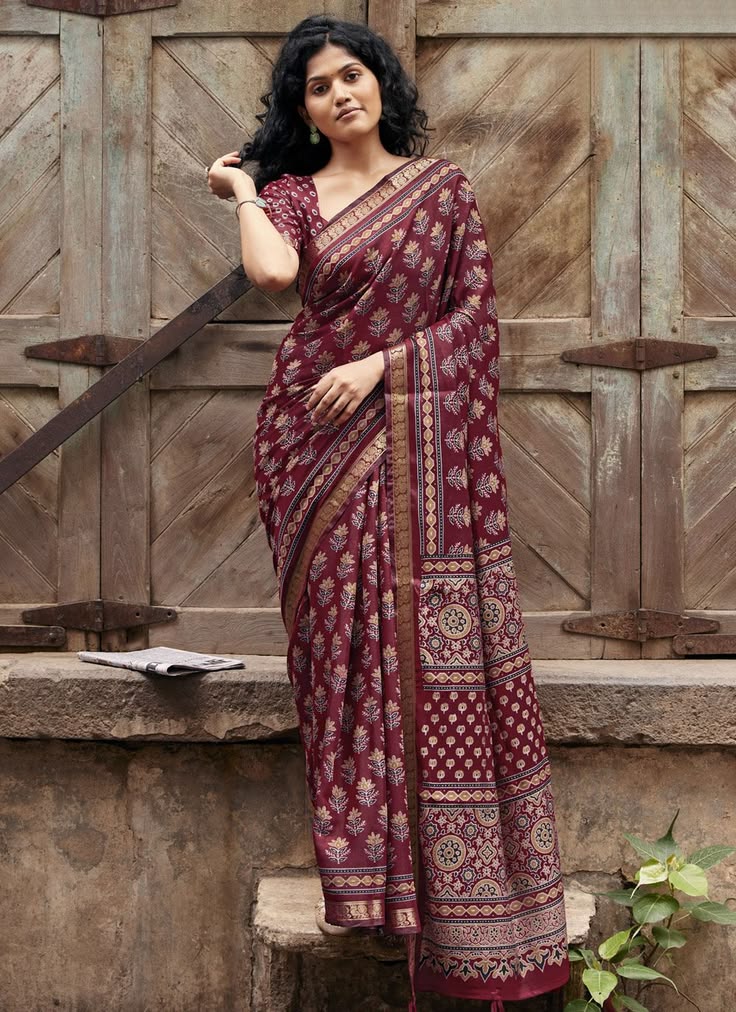 Pure Banarasi Chanderi Silk Zari Woven Saree with Matching Blouse Piece